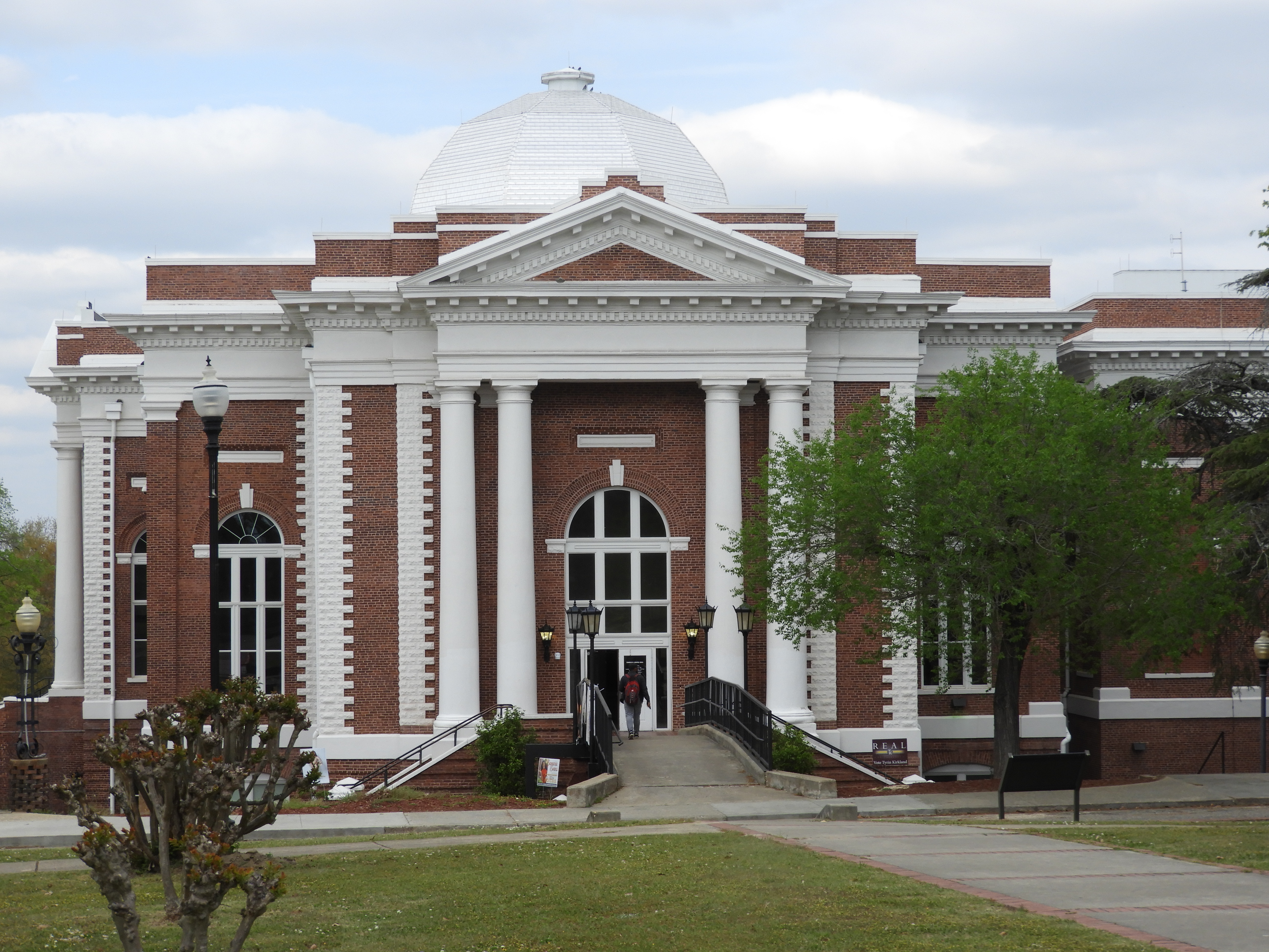 Building on campus of Tuskegee University in Tuskegee Alabama