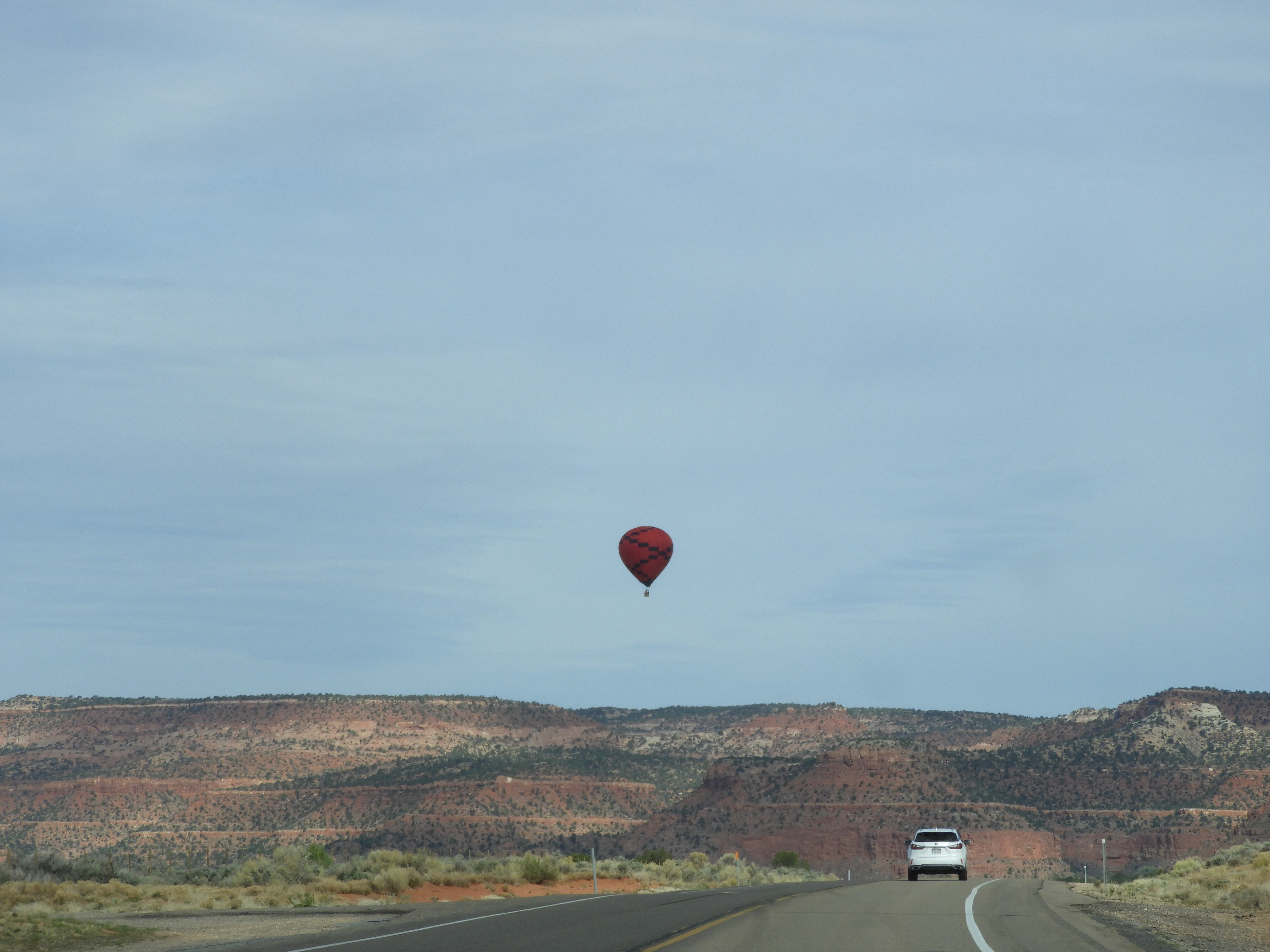 Hot air balloon seen near Gap Arizona while driving from Flagstaff Arizona to Cedar City Utah