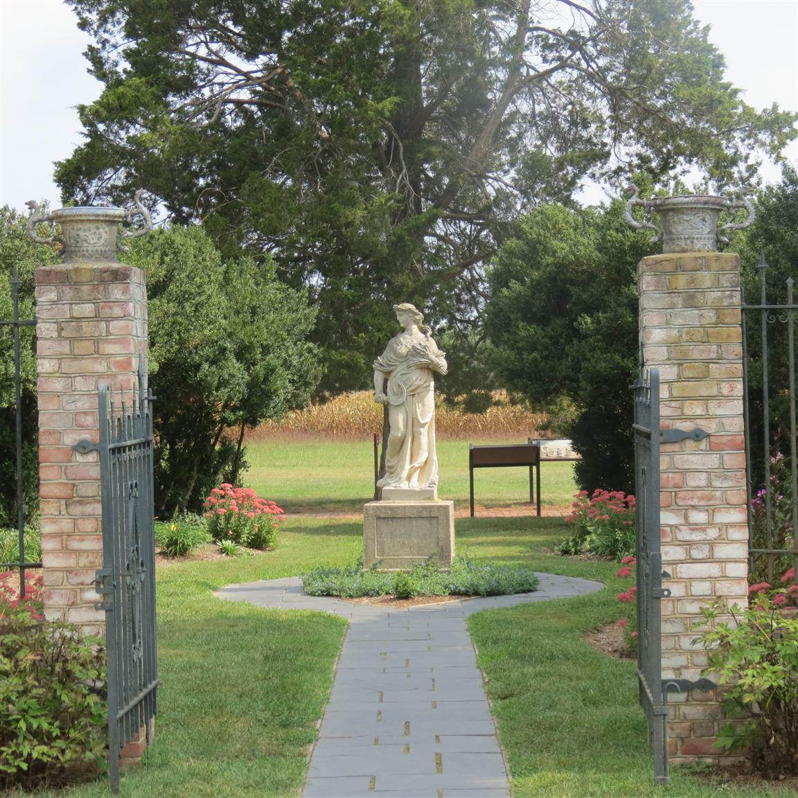 Chatham Manor Gardens in Fredericksburg, Virginia