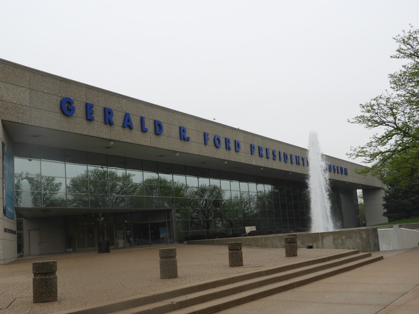 Gerald Ford museum  1 of 1 (#ford_museum_grand_rapids)