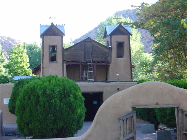 Sanctuaria de Chimayo exterior (1 of 2) (#1146)