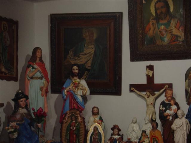 Prayer room outside room of sacred dirt (4 of 4) (#1160)