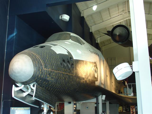 Space shuttle Endeavor replice (2 of 2) (#1495)