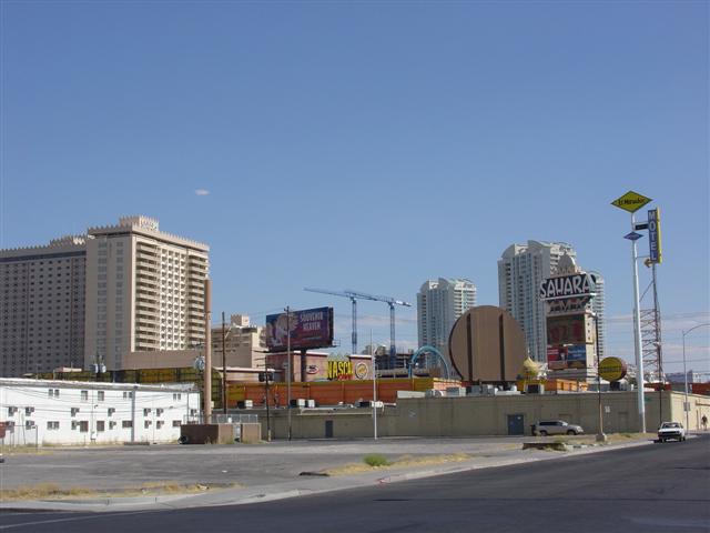 Famous places along The Strip #2 of 17 (#1740)