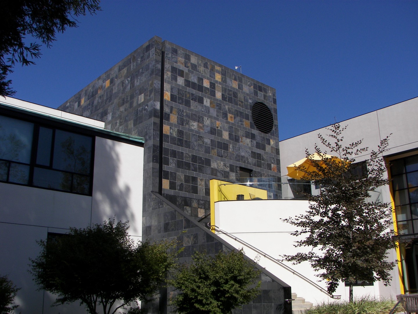 Charles Schulz Museum in Santa Rosa  4 of 11 (#0833)