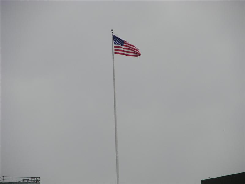 Flag on downtown building (#1482)