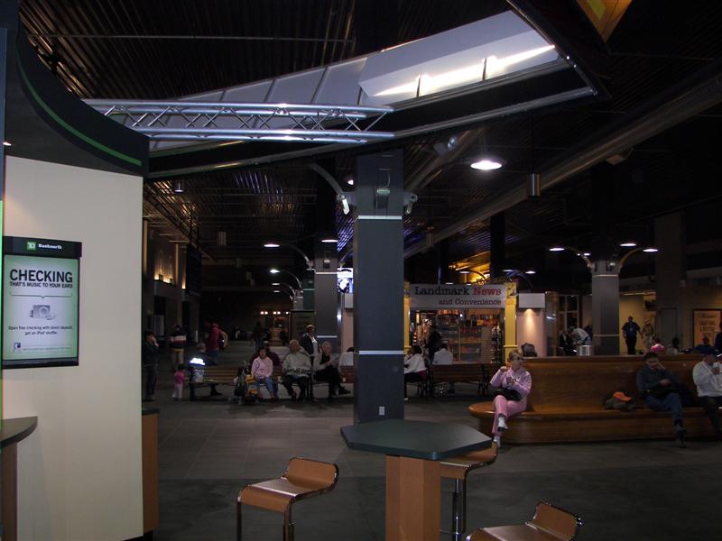 North Station where subway meets commuter train (#1492)