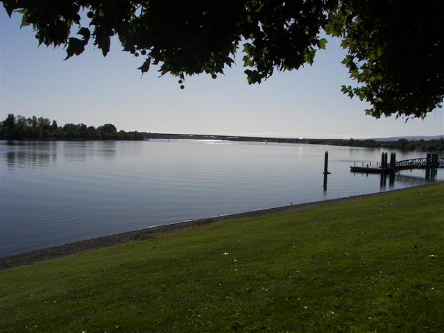 Columbia River in Tri-cities WA #2 of 14 (#3432)