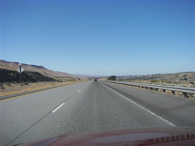 Highway between Tri-cities and Yakima WA #4 of 6 (#3555)
