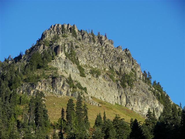 Mountains in Mt. Rainier National Park #4 of 5 (#3619)