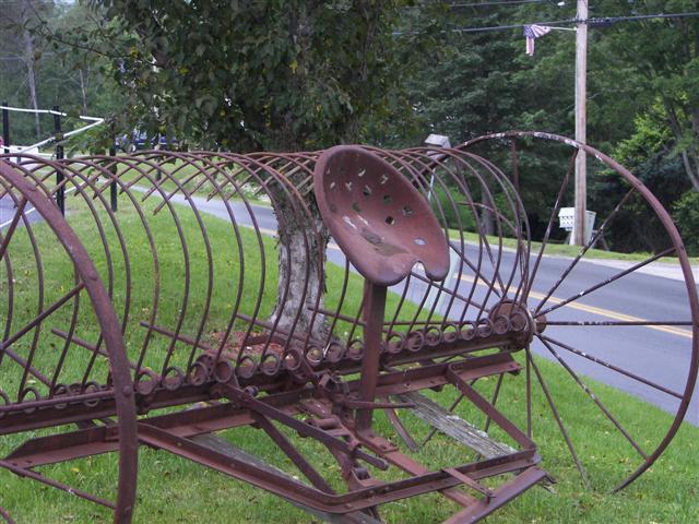 Old farm equipment #2 of 2 (#1059)