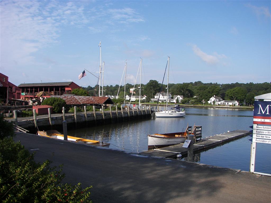 Ships docked near Mystic Seaport #2 of 3 (#2047)