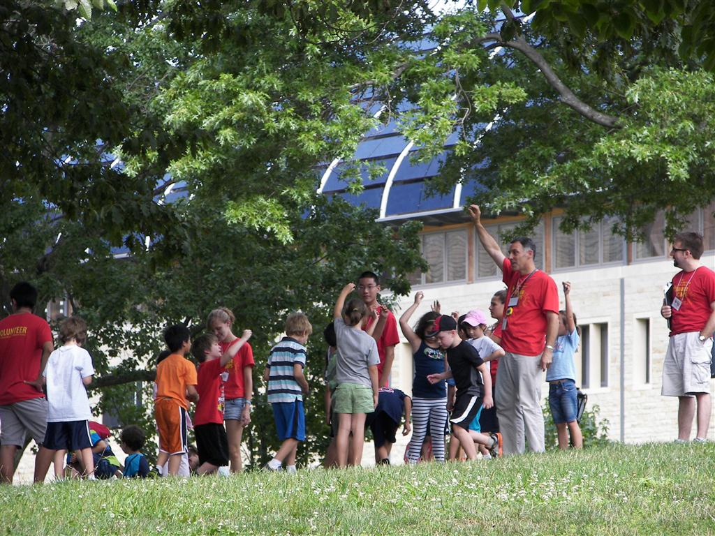 Staff and students teaching children about nature (trees and nuts) (#2055)