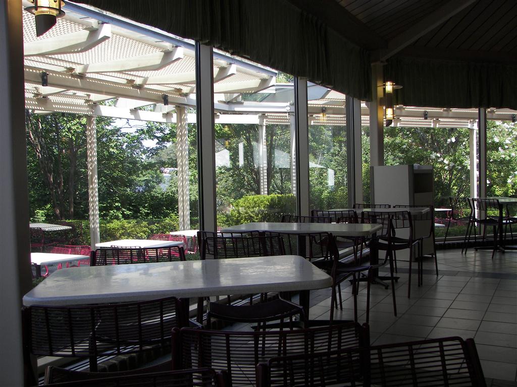 Mt. Vernon food court #2 of 2 (#2185)