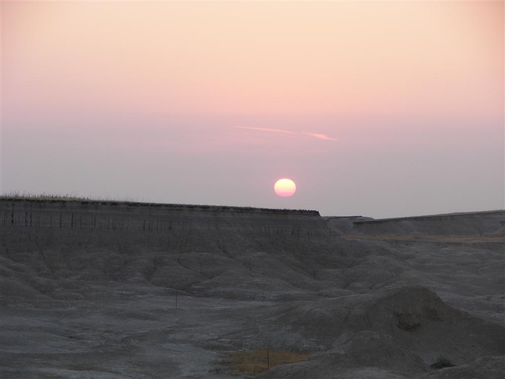 Sunrise over the eastern Badlands 1 of 5 (#2249)