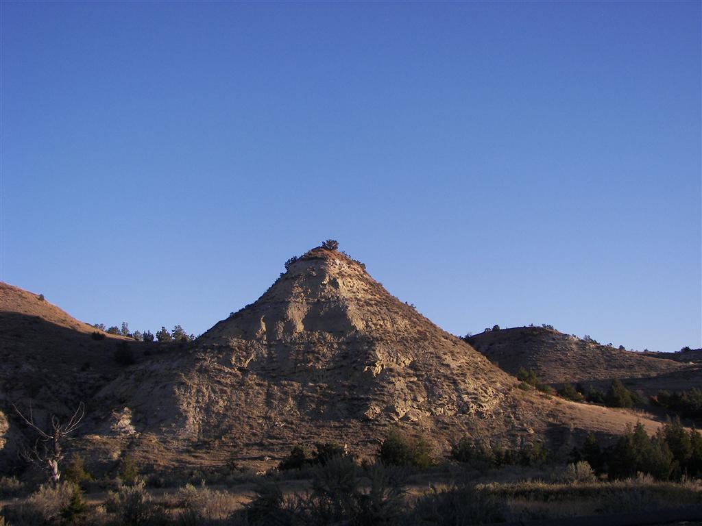 The hills/mountains in T. Roosevelt National Park South Unit 20 of 29 (#2550)