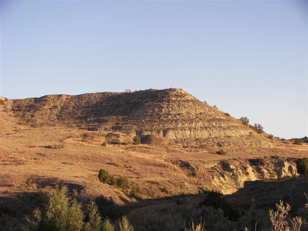 The hills/mountains in T. Roosevelt National Park South Unit 21 of 29 (#2551)