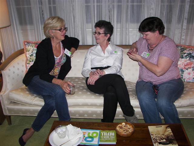 Jody Deaton, Lelie Abraham (sister-in-law to Jody) and Teresa Rowe (cousin to Lelie) ( 29 of 33) (#284 ( 29 of 33) (#2842)