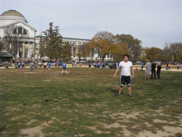 Games being played on the Mall (  2 of  2) (#2868)