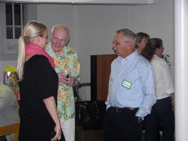 Jack Knudsen talking to granddaughter Tish while Rick Cressman listens ( 18 of 44) (#2890)