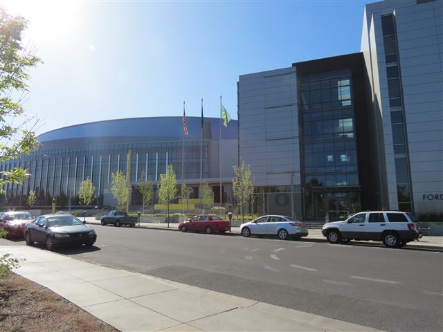 Some building on campus of University of Oregon ( 3 of 4) (#0513)