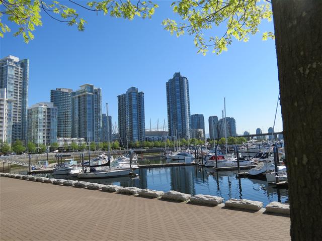Sea Wall walk/bike path leading to Stanley Park in downtown Vancouver ( 1 of 19) (#0849)