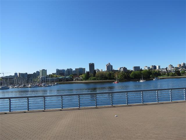 Sea Wall walk/bike path leading to Stanley Park in downtown Vancouver ( 5 of 19) (#0853)
