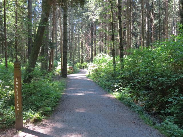 Sea Wall walk/bike path leading to Stanley Park in downtown Vancouver ( 15 of 19) (#0863)