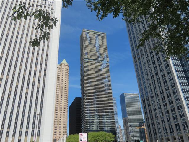Chicago Skyline near Millenneum Park 6 of 6 (#1246)