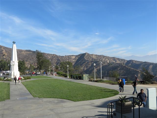 Griffith Observatory from the outside 10 of 23 (#2000)