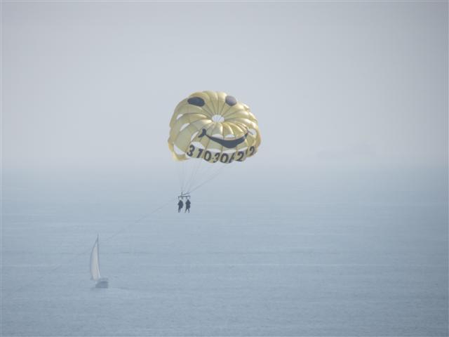 Along Pacific Ocean in Santa Monica 14 of 17 (#2075)