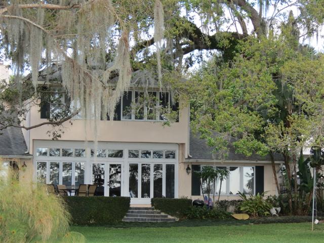 Sights from the Scenic Boat Tour in WInter Park - Homes scenes 8 of 12 (#2243)
