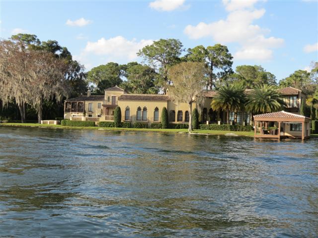 Sights from the Scenic Boat Tour in WInter Park - Homes scenes 12 of 12 (#2255)