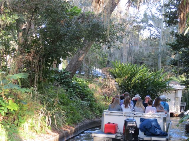 Sights from the Scenic Boat Tour in WInter Park - Boats scenes 3 of 8 (#2258)