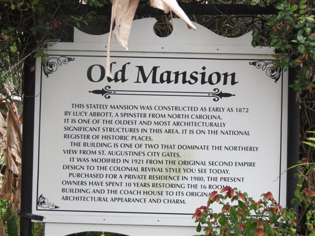 Castillo San De Marcos -- Houses just north of it  2 of  3 (#2272)