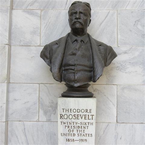 Busts of contemporaries of President McKinley library in Niles  1 of 5 (#2728)