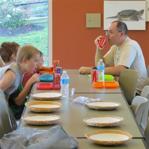 Attendees of the 115th Reunion of the Searles of Ohio  4 of 13 (#2766)
