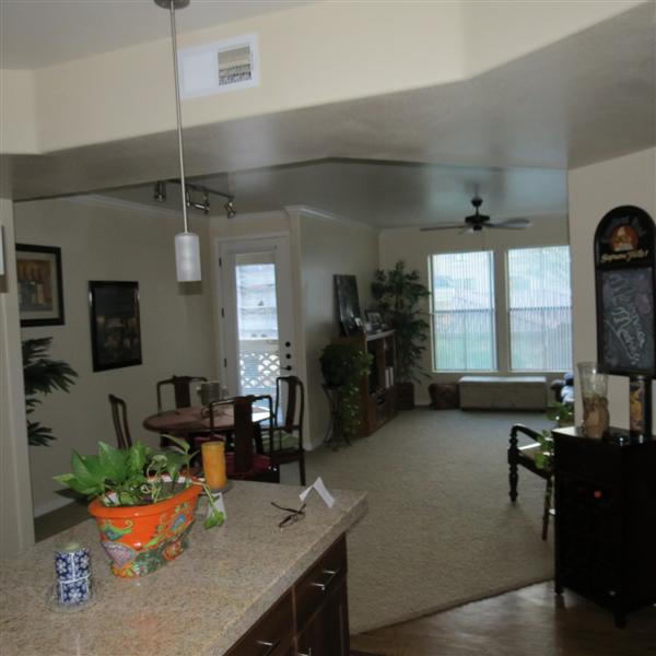 Diana/Johns Place inside  2 of  6 (#4030)