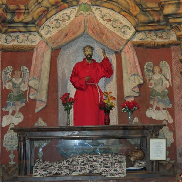 Inside Mission San Xavier Del Bac  6 of  7 (#4047)