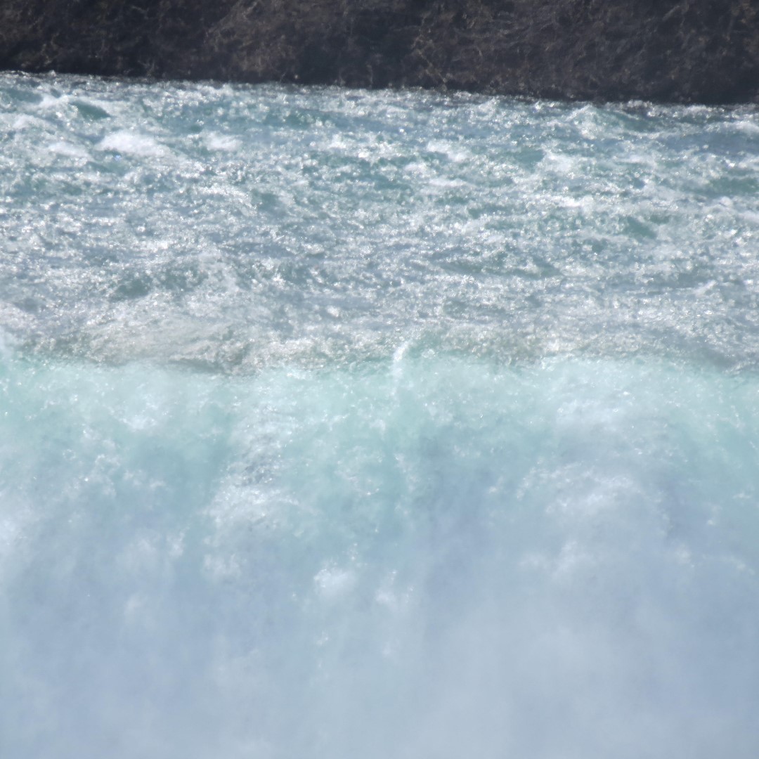 Horseshoe Falls of the Niagara River  2 of 21 (#5890)