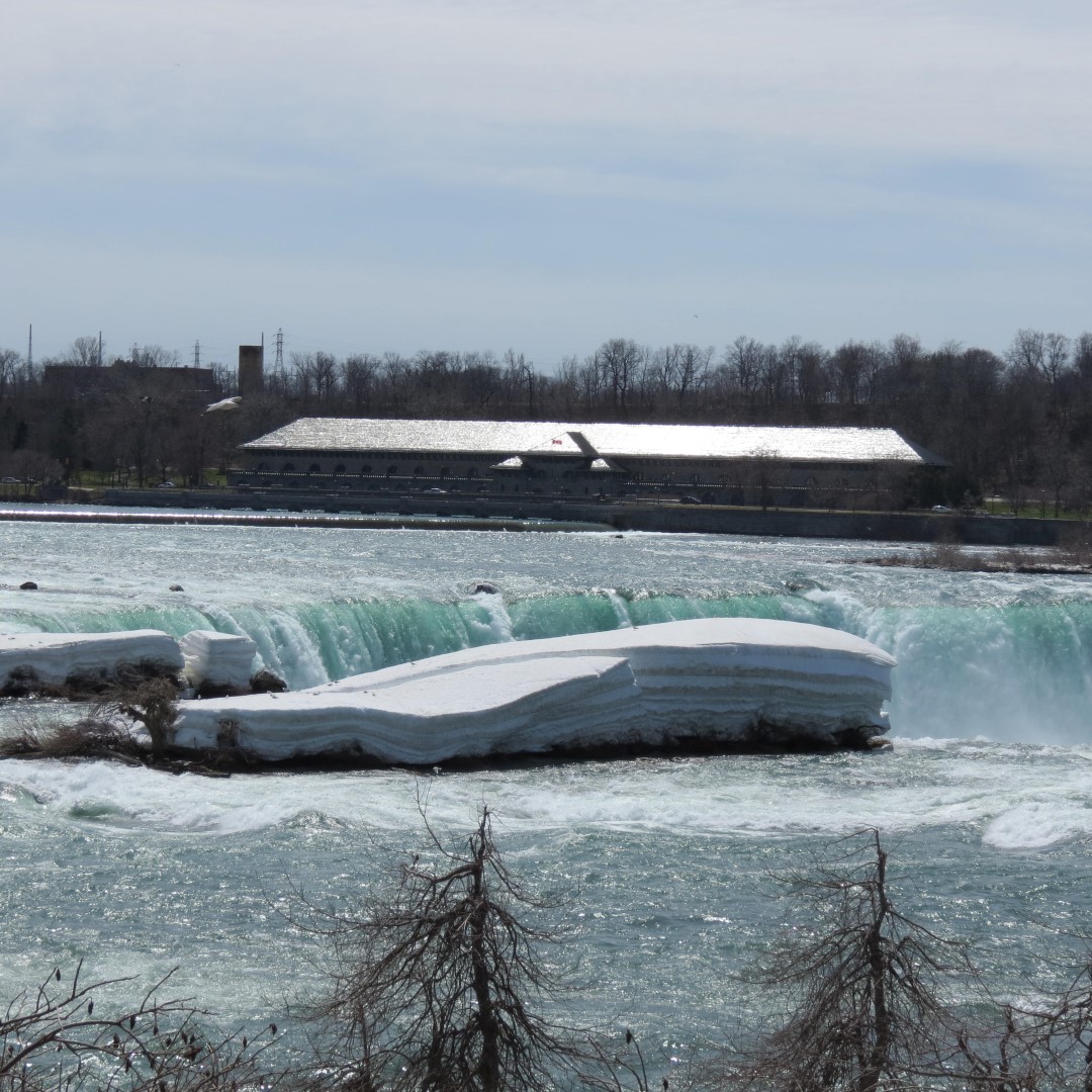 Horseshoe Falls of the Niagara River 19 of 21 (#5896)