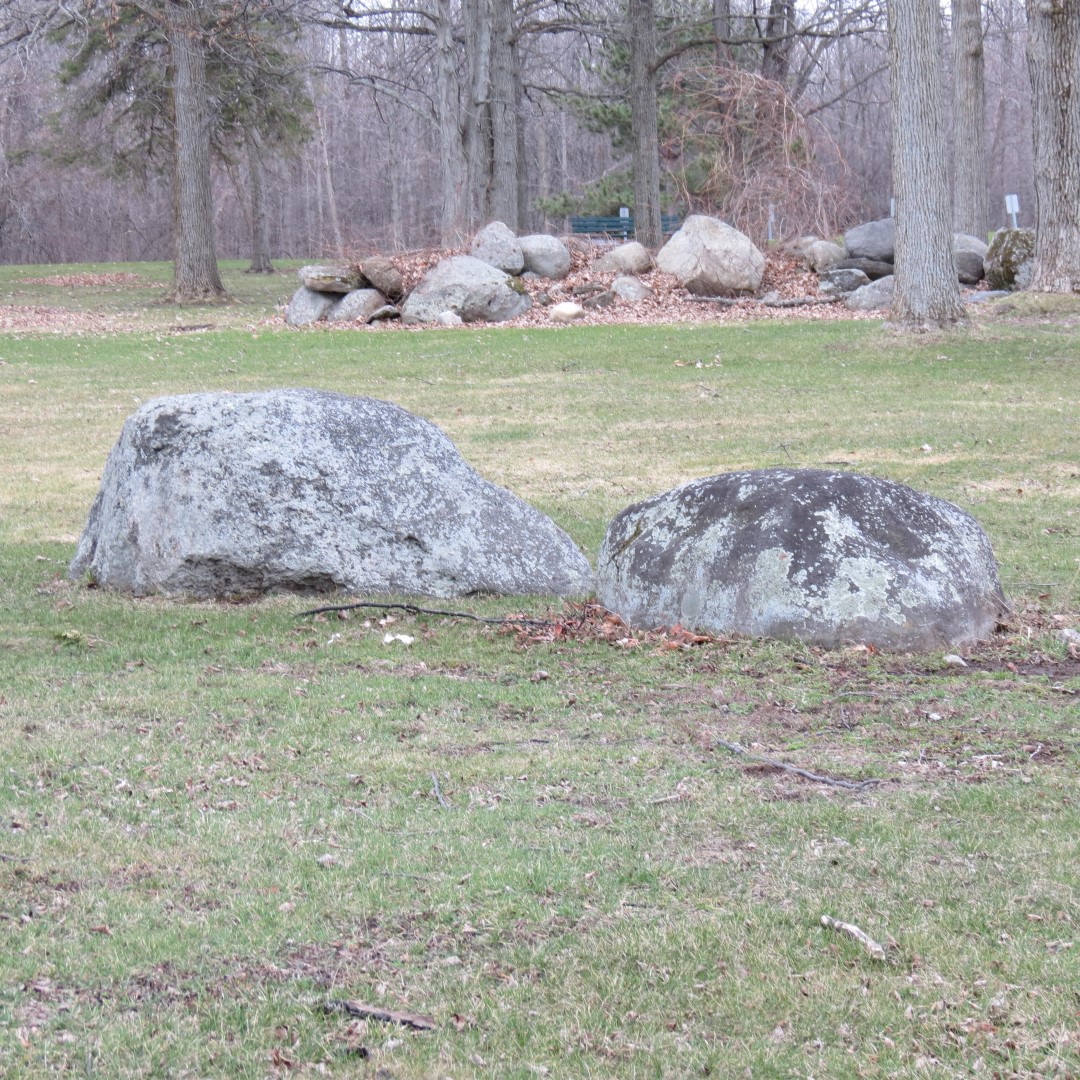 Eastern shelter in  Moses State Park near Massena NY  4 of 4 (#6262)