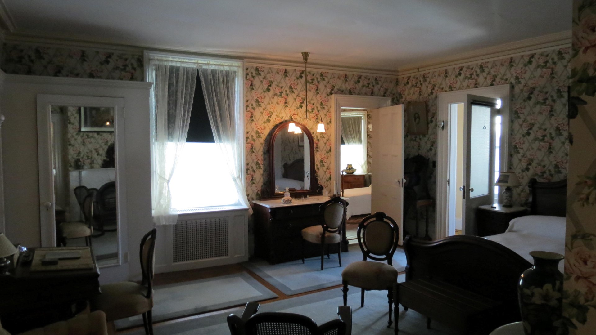Inside the Home of President Franklin Roosevelt Home in Hyde Park NY 17 of 17 (#6598)