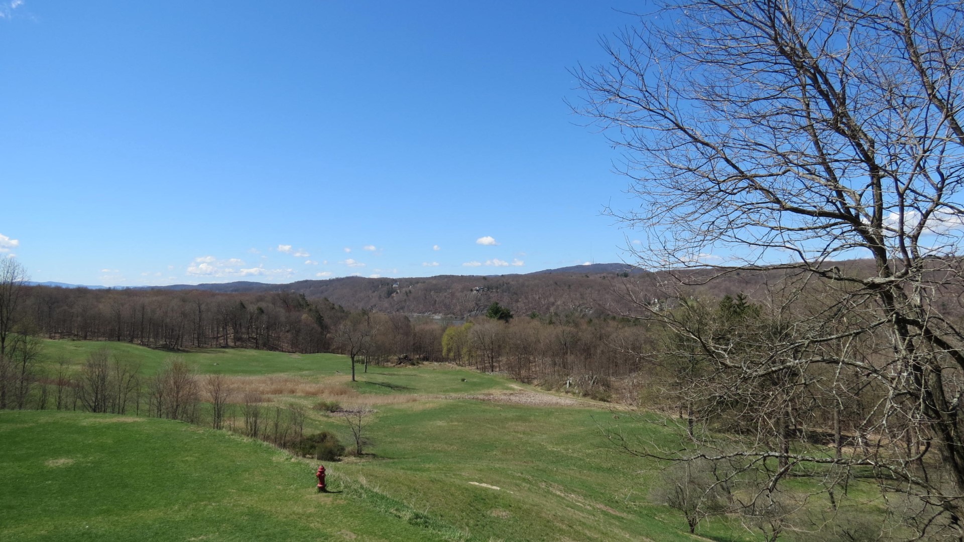 Grounds on President Franklin Roosevelt Home in Hyde Park NY  8 of 8 (#6601)