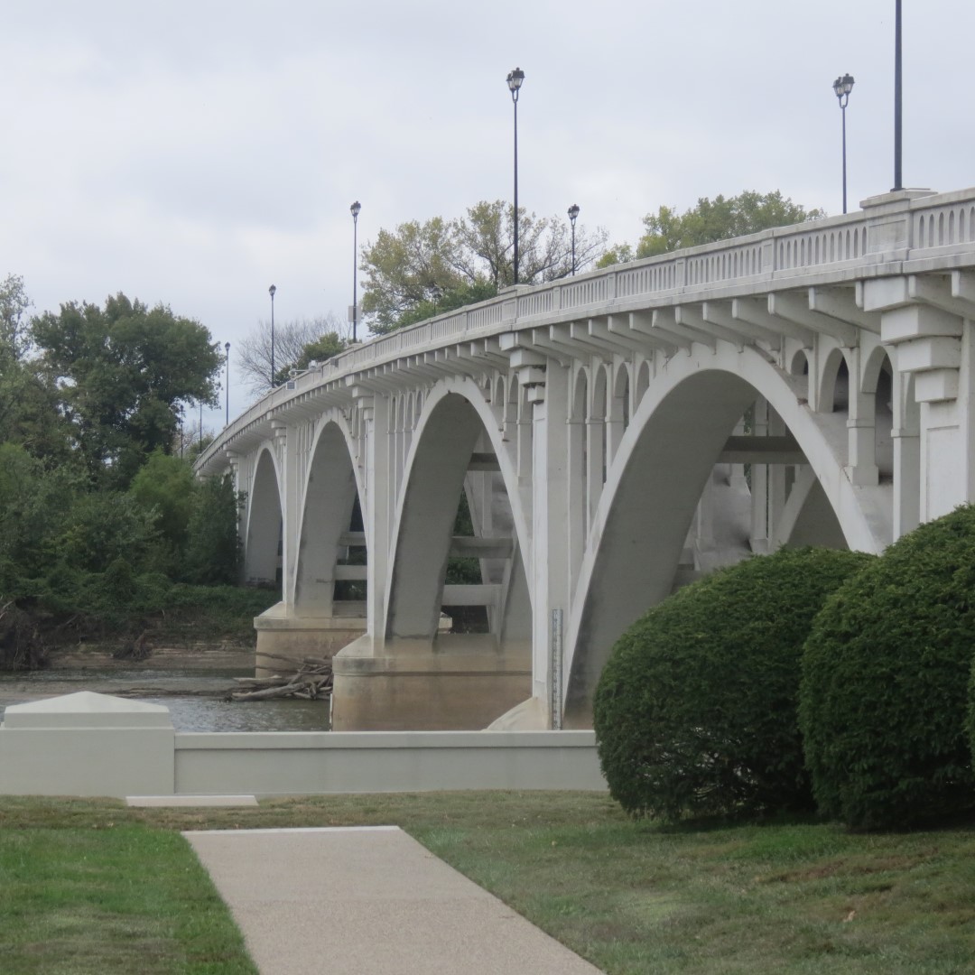 Bridge and Wabash River adjacent to George Rogers Clark National Memorial  2 of 11 (#7844)