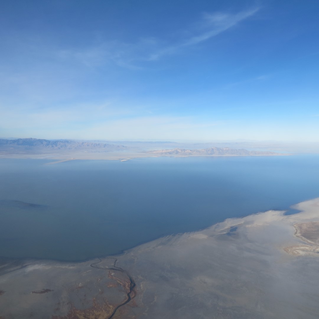 Views from the plane over Salt Lake City UT  6 of  9 (#0183)