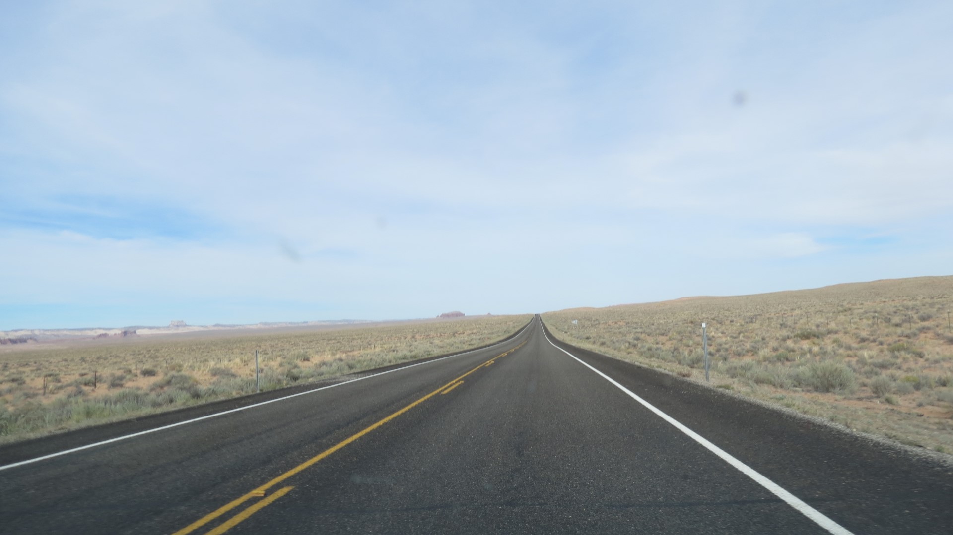 Scenery driving to Canyonland National Park in Utah  1 of 10 (#0231)