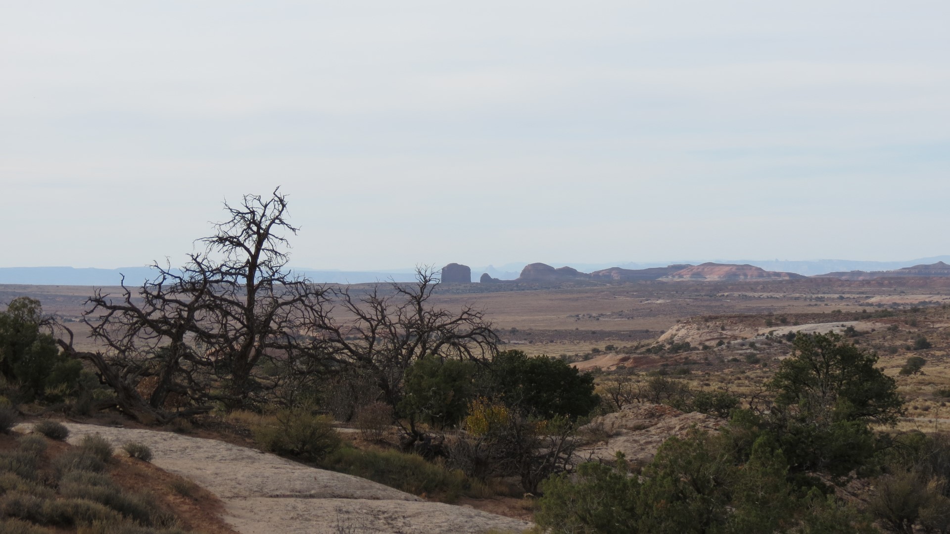 Scenery in Canyonland National Park in Utah 29 of 35 (#0274)