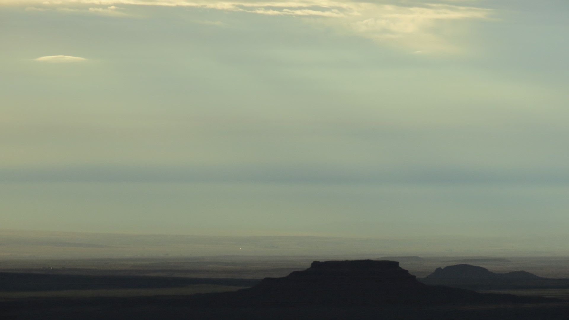 Moki Dugway just north of Mexican Hat UT  9 of 18 (#0318)