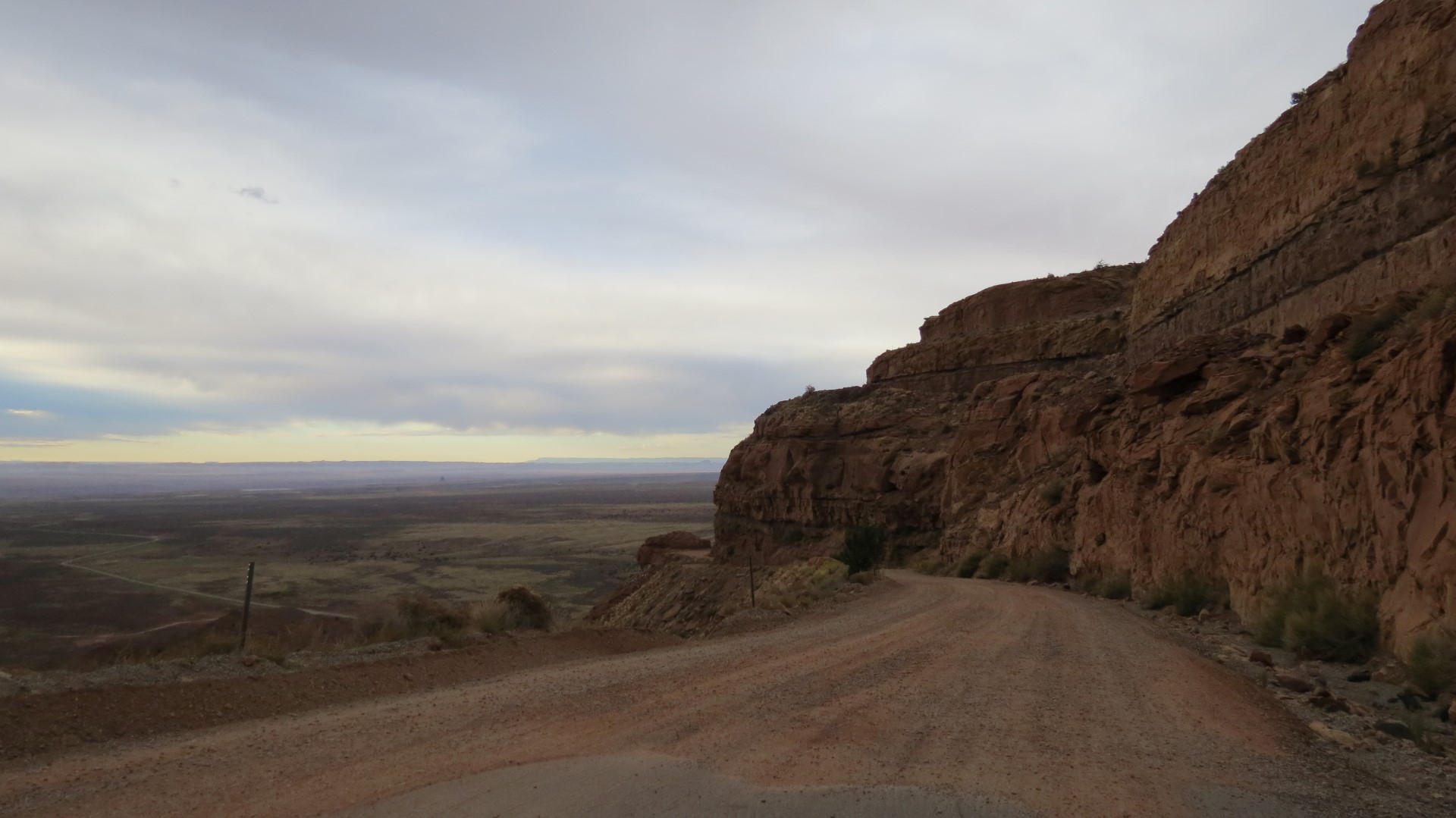Moki Dugway just north of Mexican Hat UT 12 of 18 (#0321)